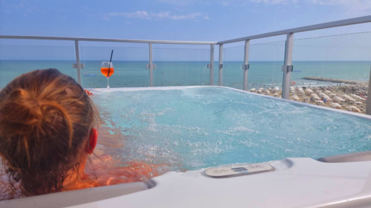 Unser Lieblingshotel mit Ausblick und Whirlpool auf der Terasse