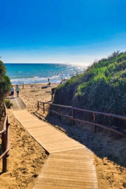 Campingplatz Etruria: Der Meeresweg bei schönem Wetter